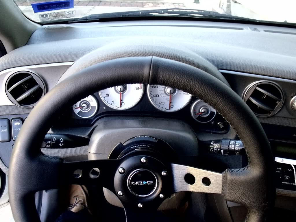 steering wheel compatible with nrg quick release kit